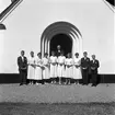 Konfirmation för pastor Cedermark i Älvkarleby.             1 augusti 1955.