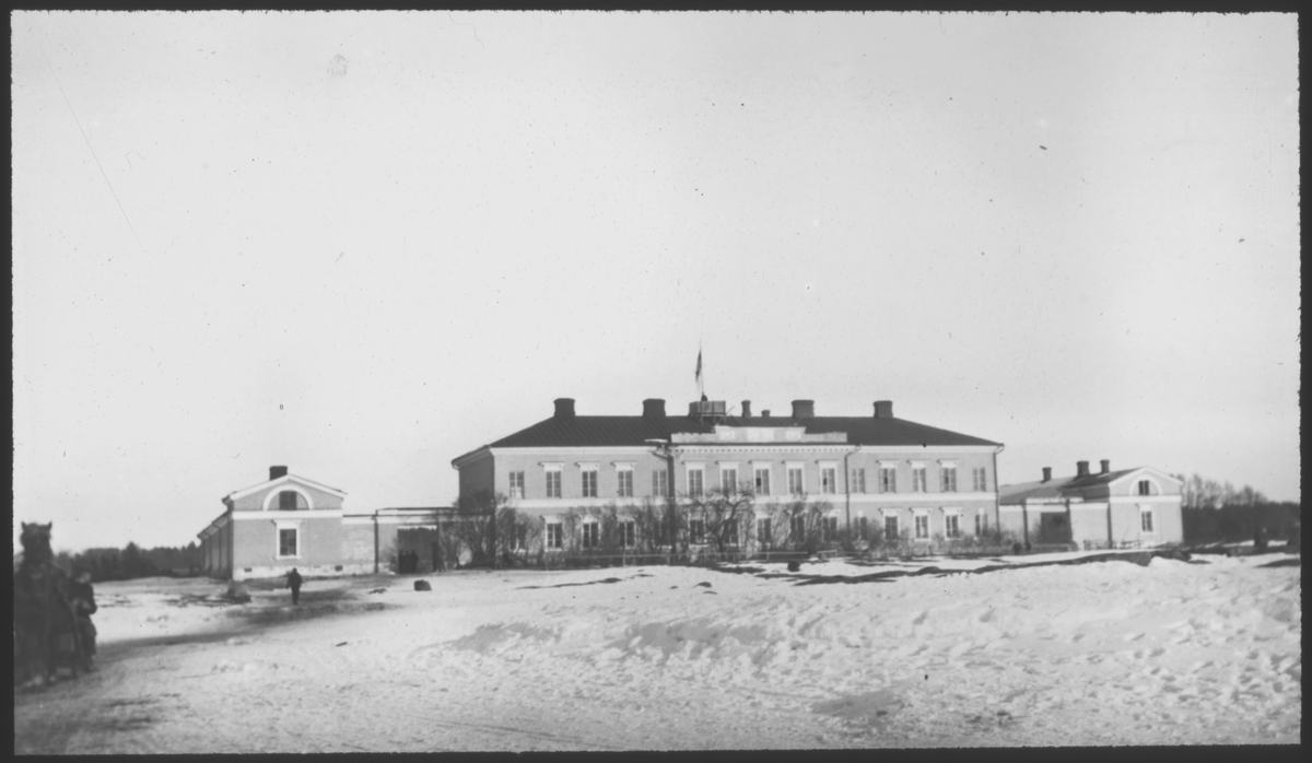 Eckerö Post- och tullhus fotograferat under Ålandsexpeditionen 1918