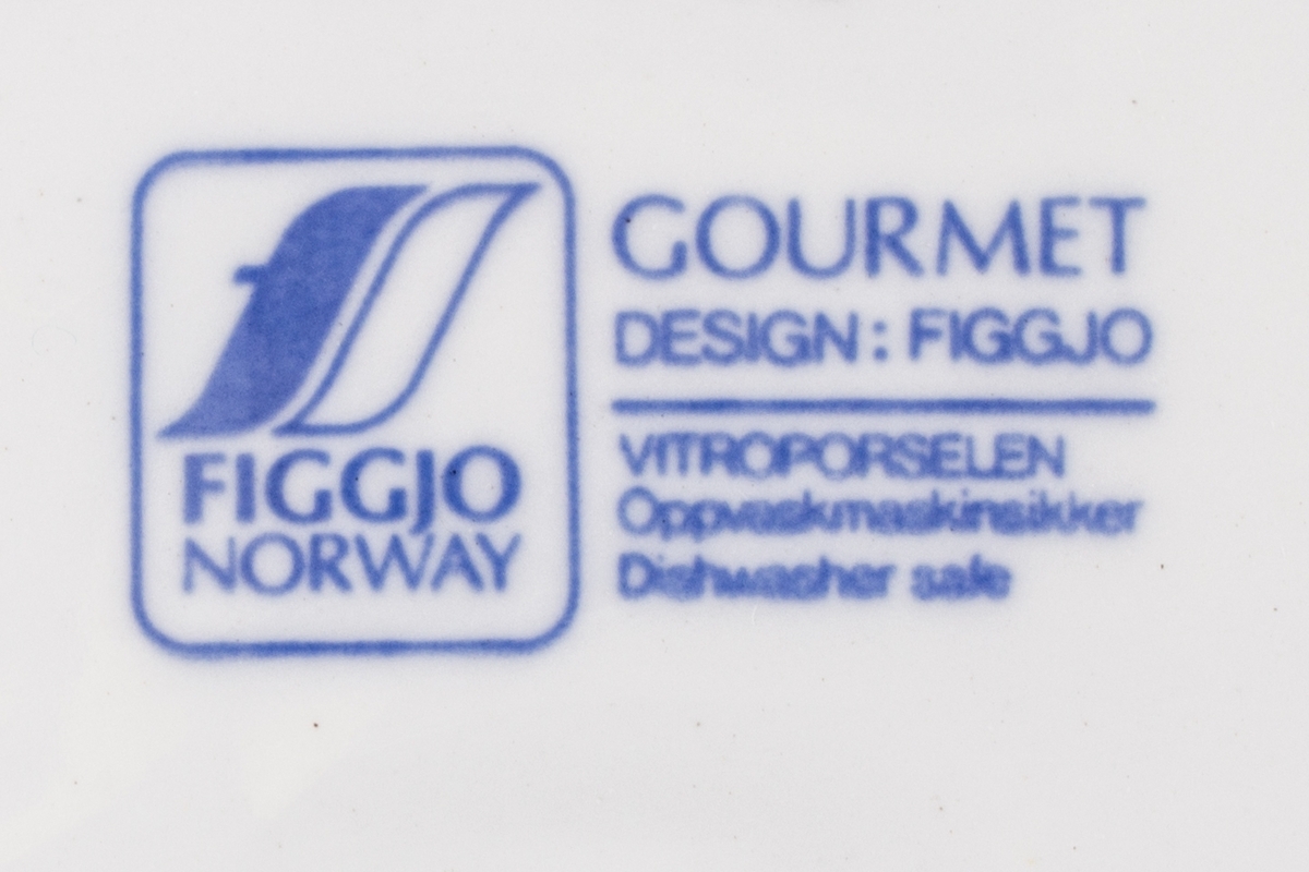 Torghandel med grønnsaker, fisk etc.