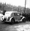 Reportage för Gefle Dagblad. Bilolycka år 1939 med en 1933 Mercedes.