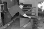 Spegelmakare (konstglas). 18 mars 1949. Reportage för Gefle Dagblad.