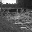 Dammbron i Stadsträdgården under arbete. 1946.