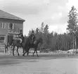 100-årsjubileum. 1855-1955. Korsnäs AB. Passerar restaurangen 