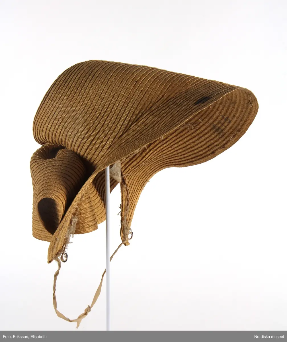 Hatt
