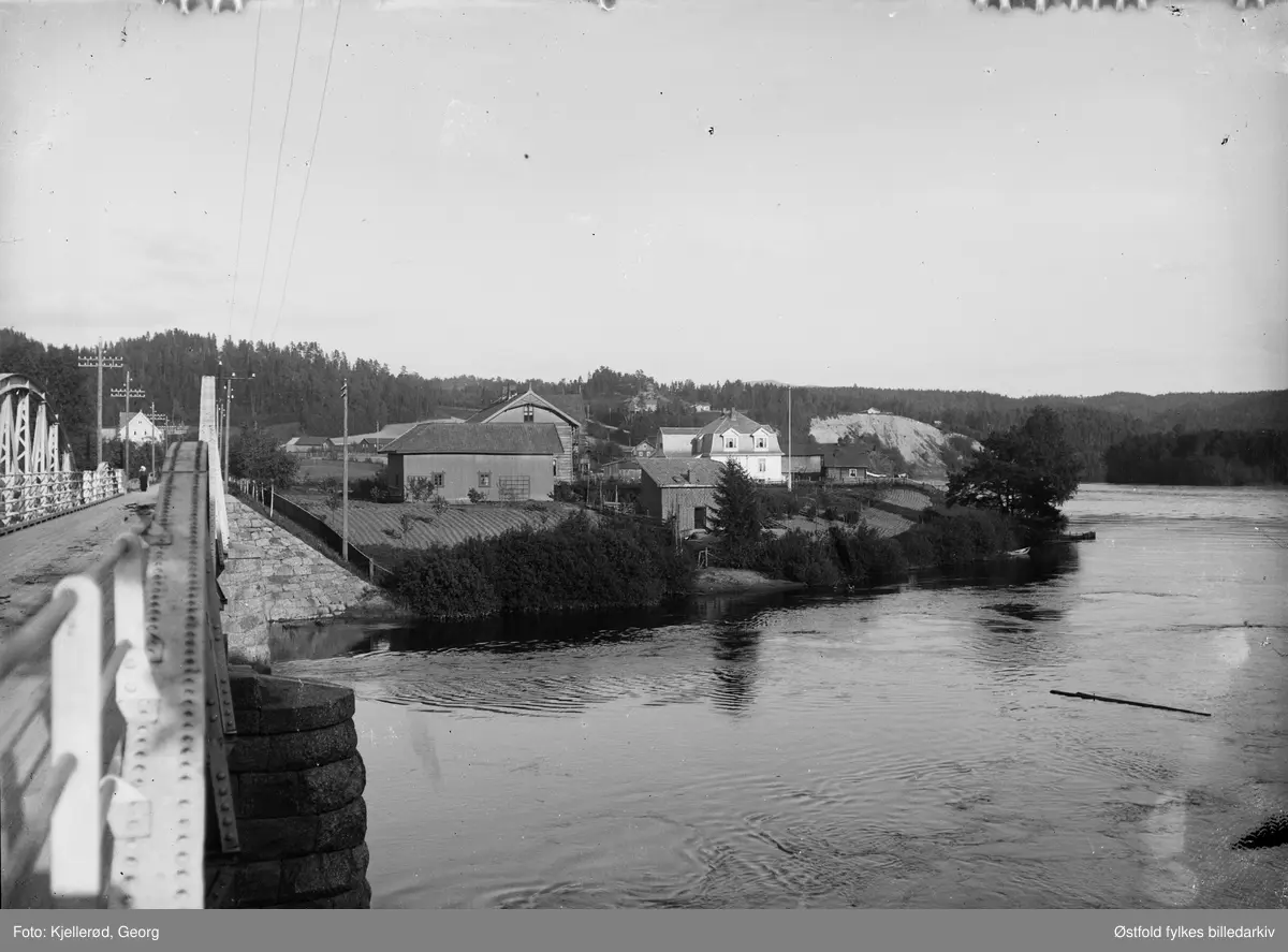 Overmannsund bru, bro over Randselva ved Overmannsundet hvor veien fra Haugsbygd kommer inn i Hønefoss. Bygget i 1903