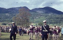 Opninga av Dyrsku'n. Korpset spelar.