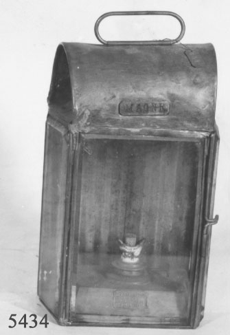 Lanterna skott-, av mässing. Engelsk tillverkning. Märkt: EL 1 Griffiths & Sons 102 Bradford st Birmingham.