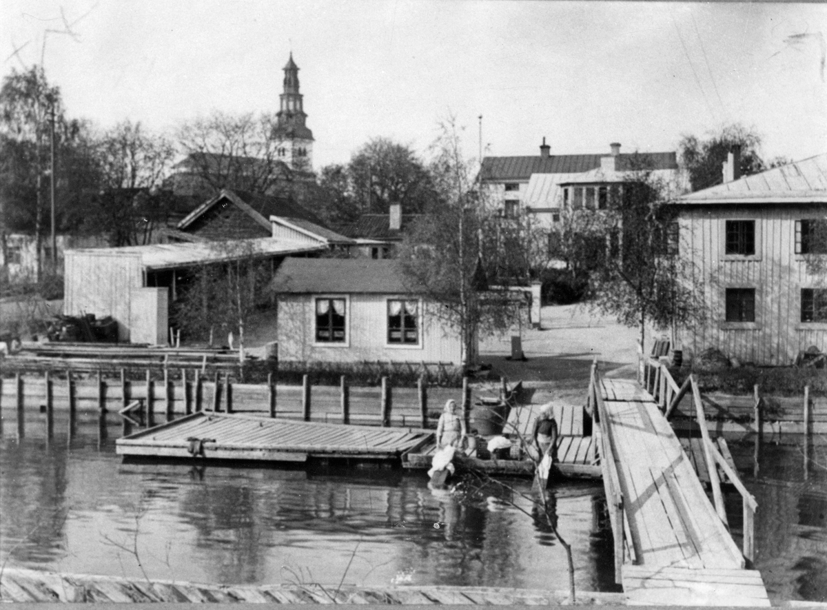 Ån norr om lilla bron. Stylanders.