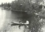 Erik Vallin, Selma o Ingeborg på utflykt med båt i Hjorted socken.