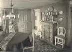 Interiör från Segersgärde herrgård med möbler i gustaviansk stil.