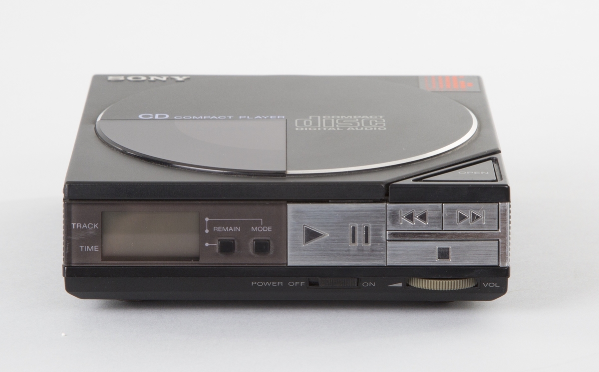 16-bits CD-spiller i sort plastkabinett med ekstern strømforsyning.