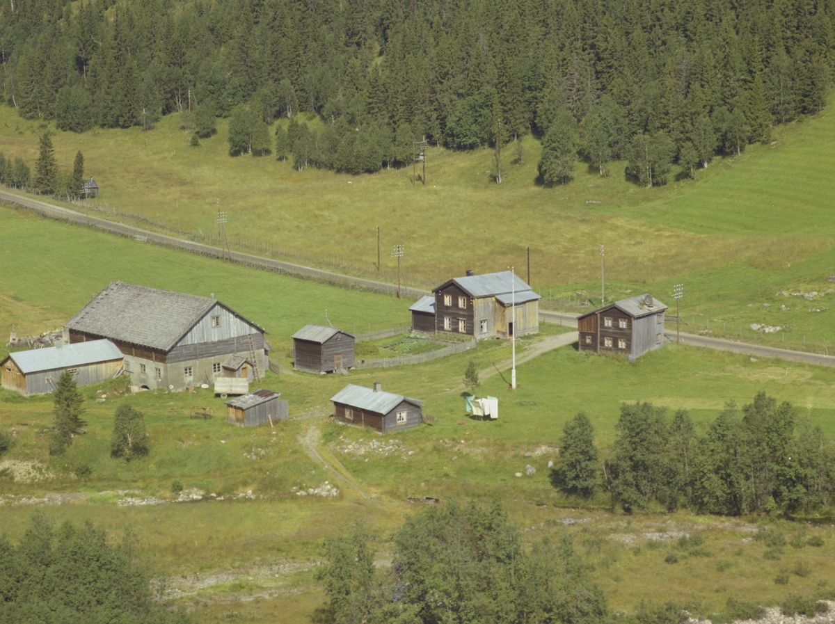 Leirvollen (Lervolden), (gammelt gnr 90/1) gårdsbruk, gamle bygninger, Svatsum, Gausdal