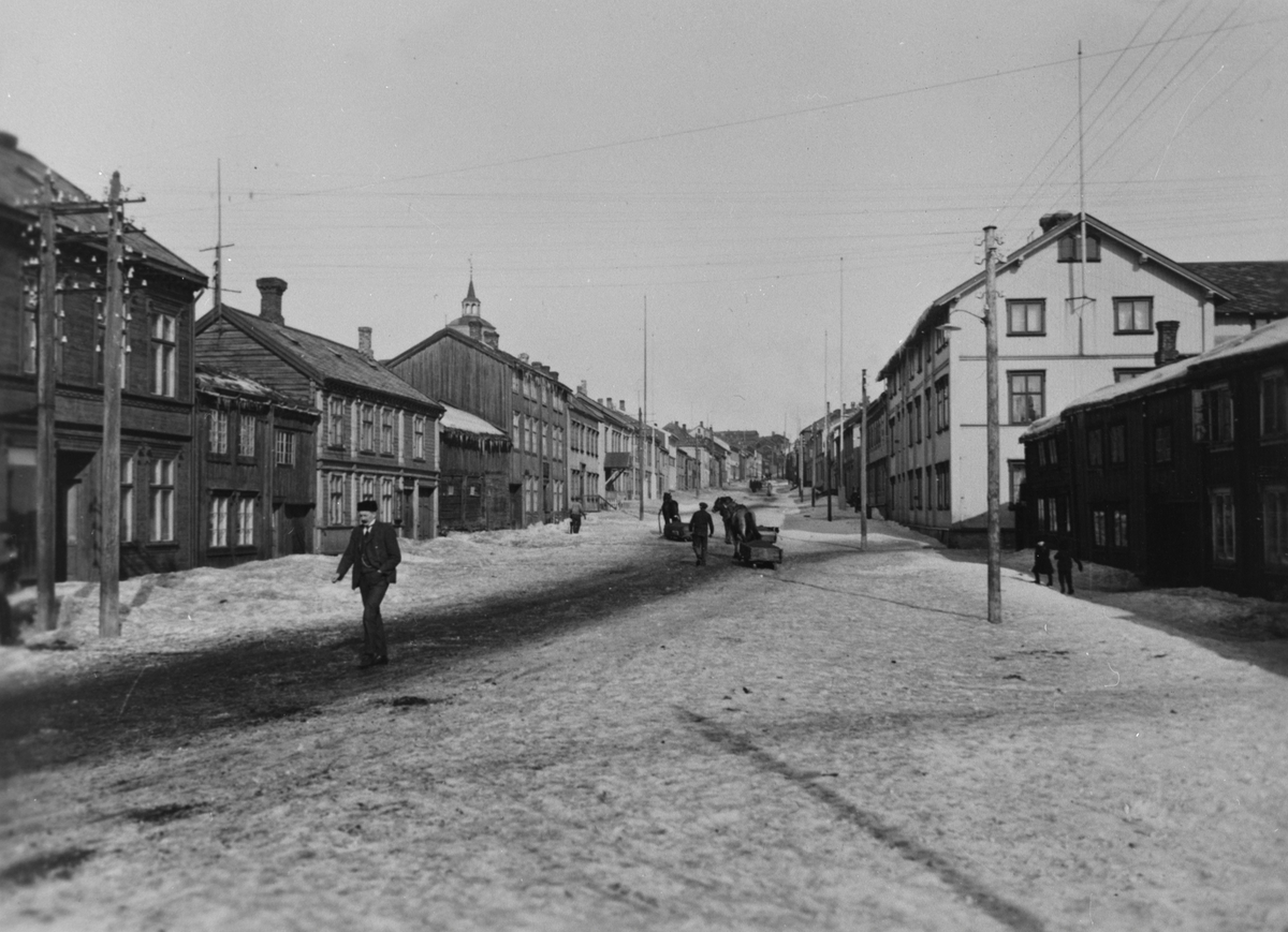 Bergmannsgata på Røros sett fra sør