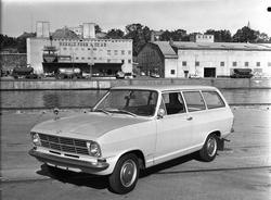 Typbesiktning. Opel (034226-8).