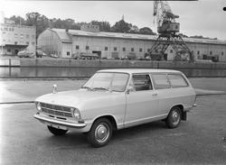 Typbesiktning. Opel (034226-8).