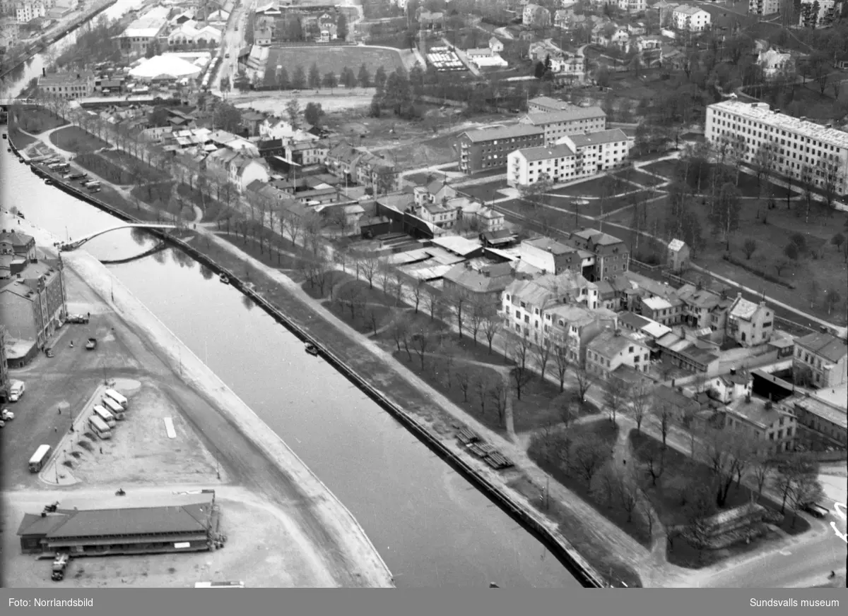 Flygfoton över Norrmalm och sjukhuset.