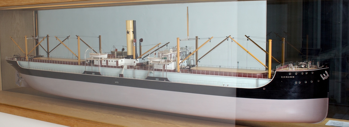 DS BISMARCK