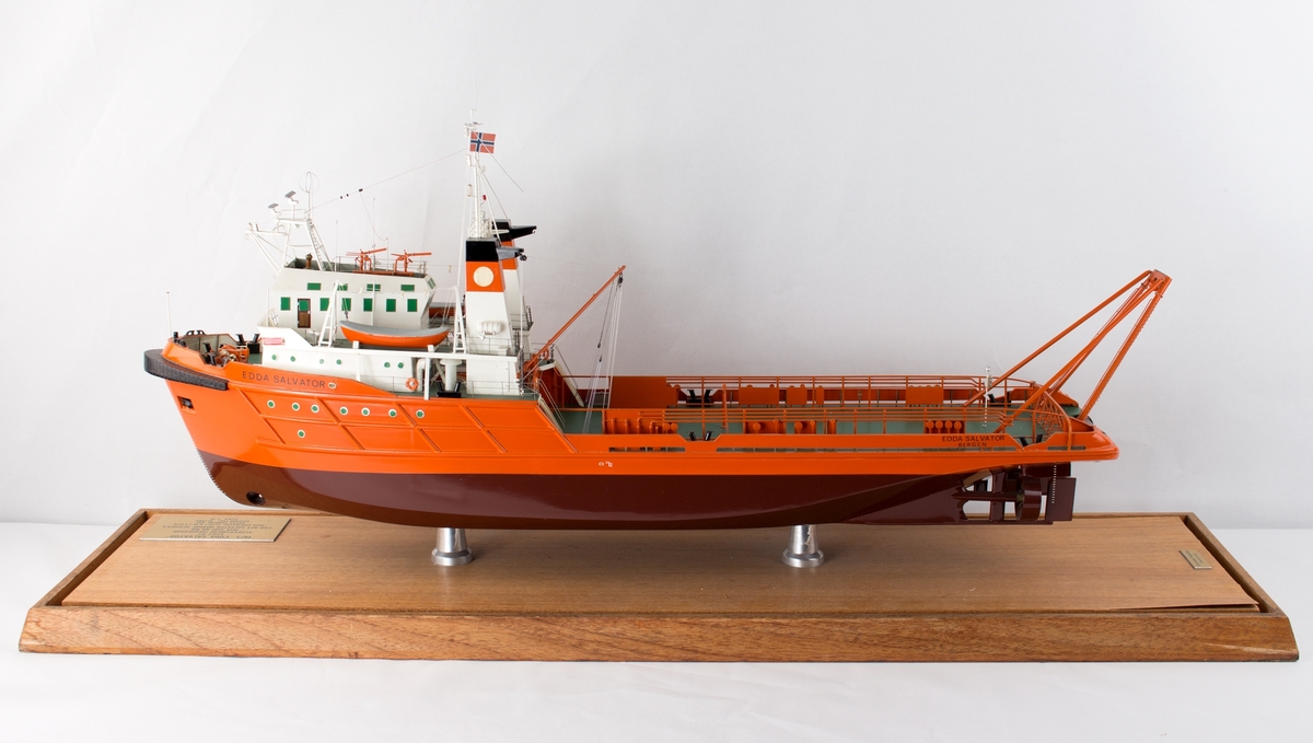 MS EDDA SALVATOR