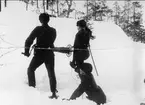 Signal, linjebyggnad vintertid med äldre blanktråd, år 1905.