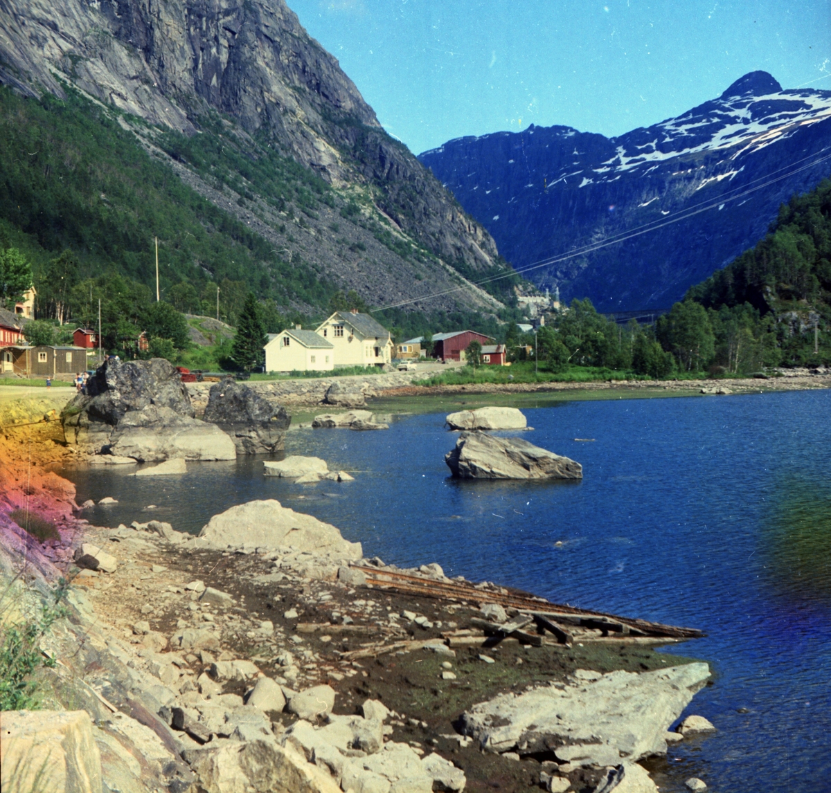 Vetlevatn i Skjeggedal