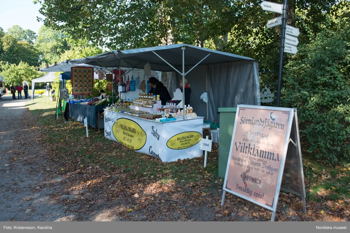 Äppeldagarna Julita 2015, Äpplen, marknad, butiken