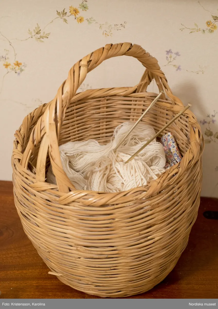 Folkhemslägenheten, sygrejer