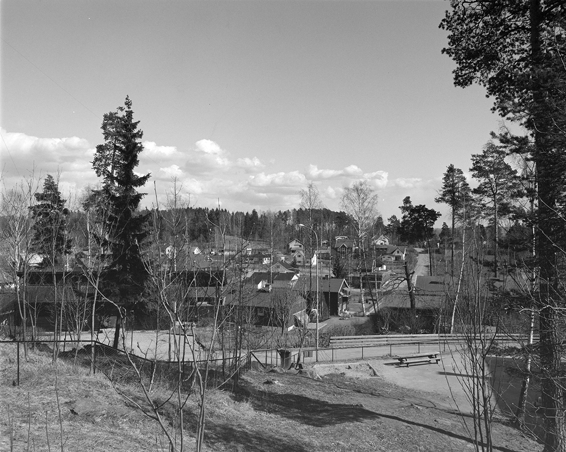 Bondesvea, villabebyggelse, mot Greveløkka, Hamar.