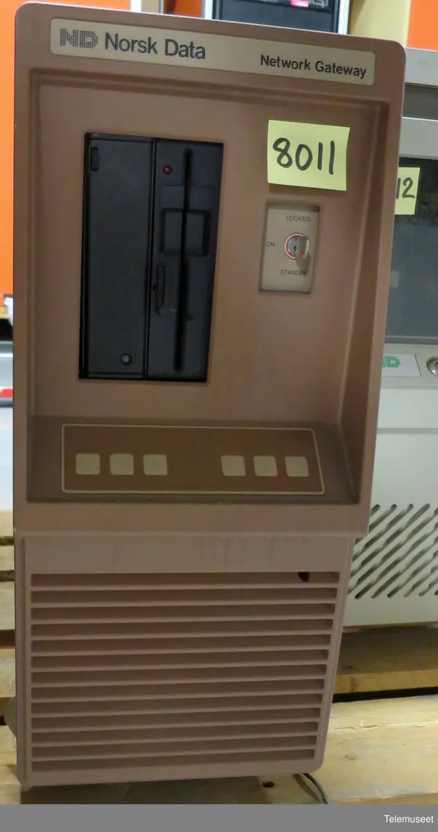ND - 16 bit mini datamaskin