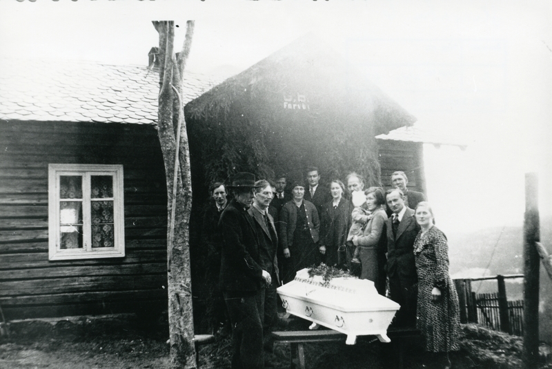 Gravferda til Gunhild Andersdotter , 1937.