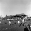 Fotbollsmatch på Eyravallen, KIF - Hällefors.
18 oktober 1955.