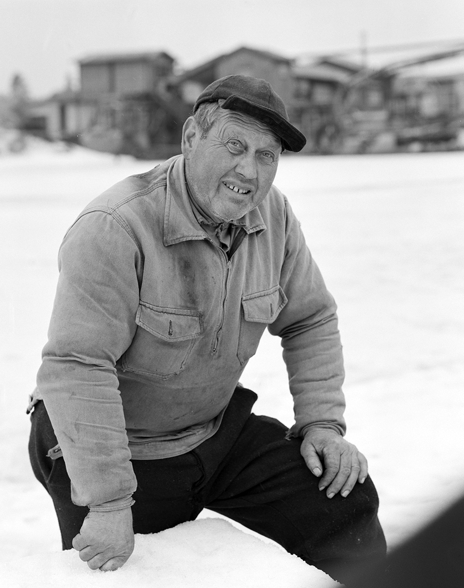 Isskjæring, Rokosjøen, Løten. Paul Nordvold,