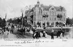 Rudbecksgatan vid H. M. Konungens besök 1901. Gustaf Reimers sista hem i Örebro. 1896 - 1898