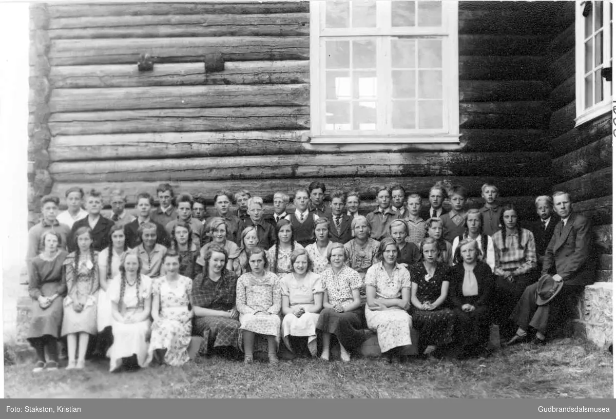 Konfirmasjon ved Skjåk kyrkje 1935