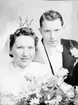 Erik Blomberg med maka, Södra Kungsgatan, Gävle. Den 12 maj 1940