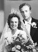 Brudparet Olson, Hejdegatan 44, Linköping. Den 26 augusti 1944
Sändes till Fru Lydia Olsson, Fack 117, Sandarne