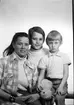 Familjen Larsson, Floravägen 13, Gävle. Den 24 april 1974