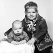 Doktor Jens Nielsens barn. Glaciärvägen 13, Gävle. Den 25 november 1967