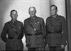 Kapten Alvar Hellström, Kapten Hugo Hellström och en okänd