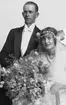 Brudparet Erik och Astrid Sundin. De bodde på Brynäs på åtminstone 1960-, 70- och 80-talet, Södra Hospitalsgatan 13. Erik var tomfatshandlare och Astrid var hemmafru.