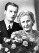 Brudparet O. Pettersson, Brädgårdsvägen 23, Söderhamn. 28 oktober 1944.
