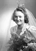 Brudparet Bo Cederlöf, Arbetshusgatan 58, Gävle.       26 december 1944.
