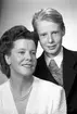 Fru Landström och sonen, Engelbrektsgatan 6, Gävle. 3 april 1945.
