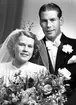 Brudparet Erik Eriksson, Norra Skeppargatan 1, Gävle. 12 maj 1945.