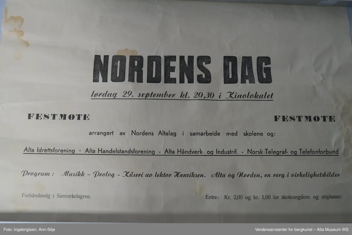 Trykt plakat med tekst.
