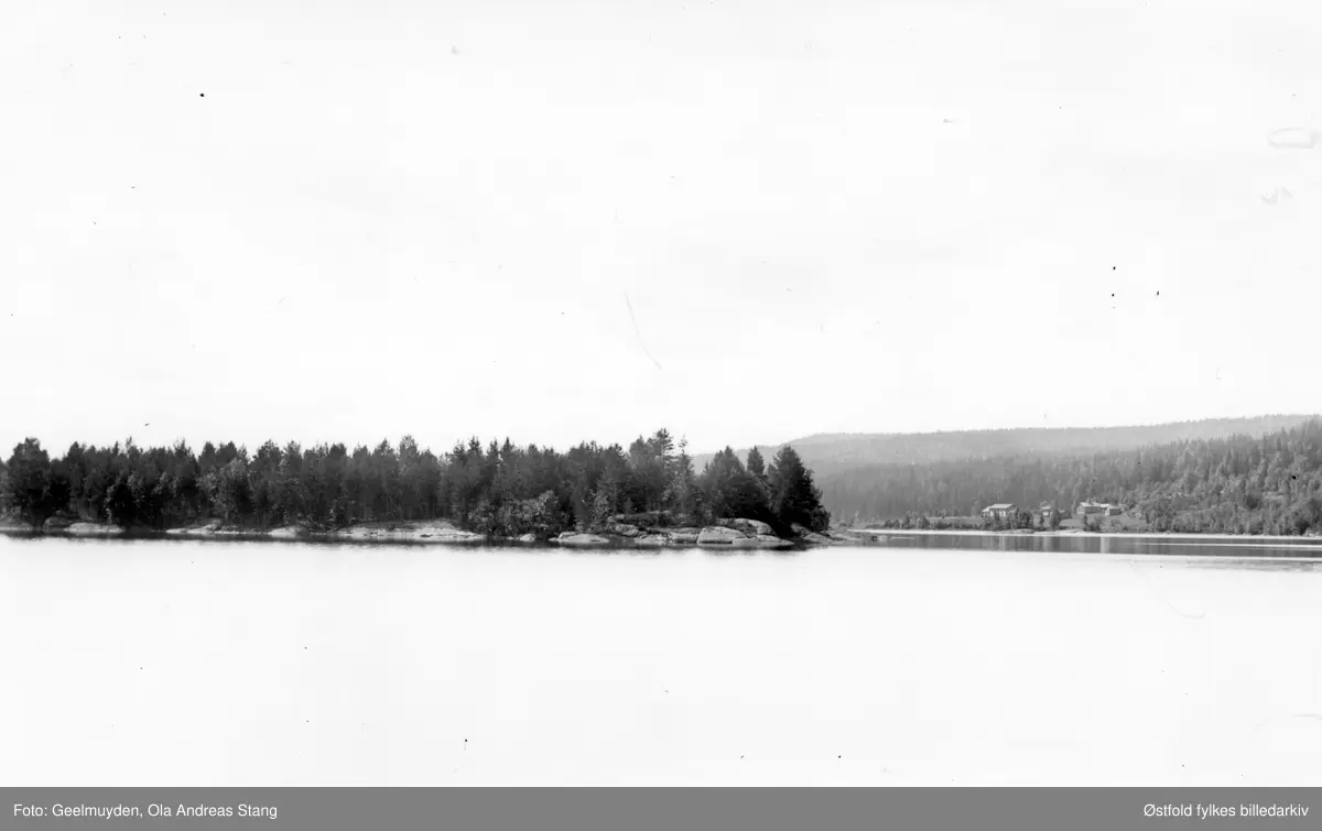 Sundsrud skog (?)  Rømskog, ca. 1890.