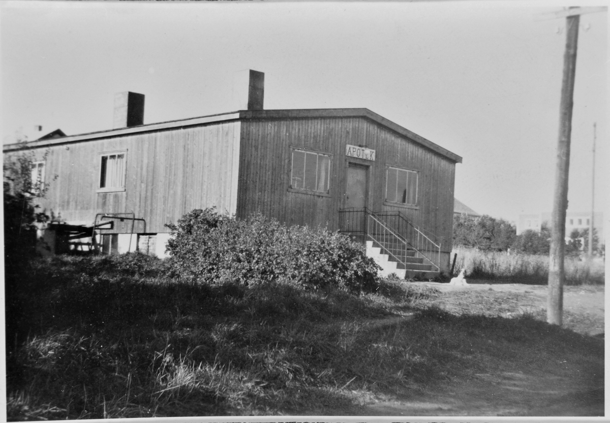 Brekstad apotek i ei brakke