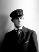 Grosshandlare Sven Allgulander. Född 11 mars 1888, död 1931. Son till grosshandlare Sven P Allgulander som var verksam inom glas och porslin (se W. Lindeberg 