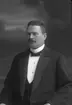Läroverksadjunkt August Theodor Athén född 1867. Lärare vid Högre Allmänna läroverket samt rektor för Gefle Privata Realskola, Nygatan 4. Bostadsadress Norra Rådmansgatan 8, Gävle. Källor: W Lindeberg 