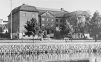 Länsmuseet Gävleborg, sett från norr. Reprofoto av yvkort.