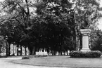 Gävle stad  Väster. Gustaf Wasa-statyn i Kvarnparken.